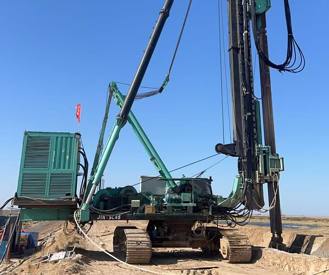 金泰CSM雙輪攪設(shè)備集群作戰(zhàn) 助力廣北水庫(kù)工程攻堅(jiān)